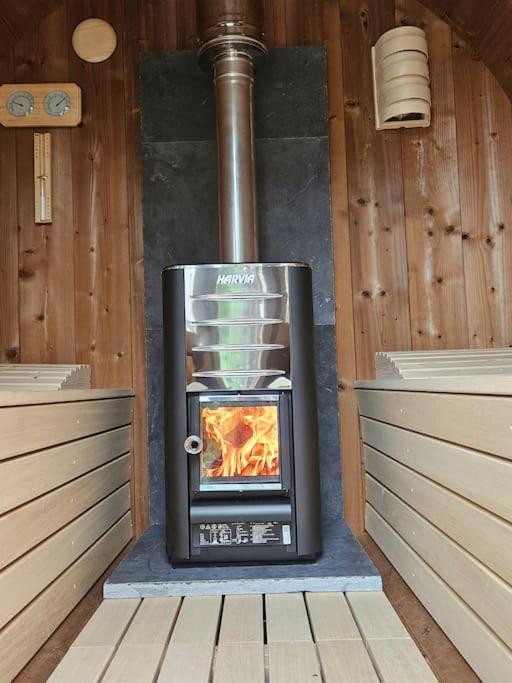 Camper Met Sauna En Zwembad In De Rand Van De Vlaamse Ardennen Hotel Haaltert Exterior photo