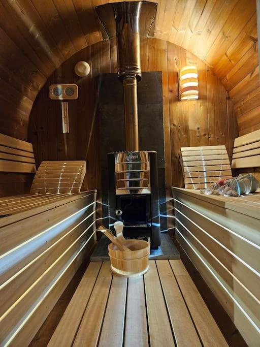 Camper Met Sauna En Zwembad In De Rand Van De Vlaamse Ardennen Hotel Haaltert Exterior photo